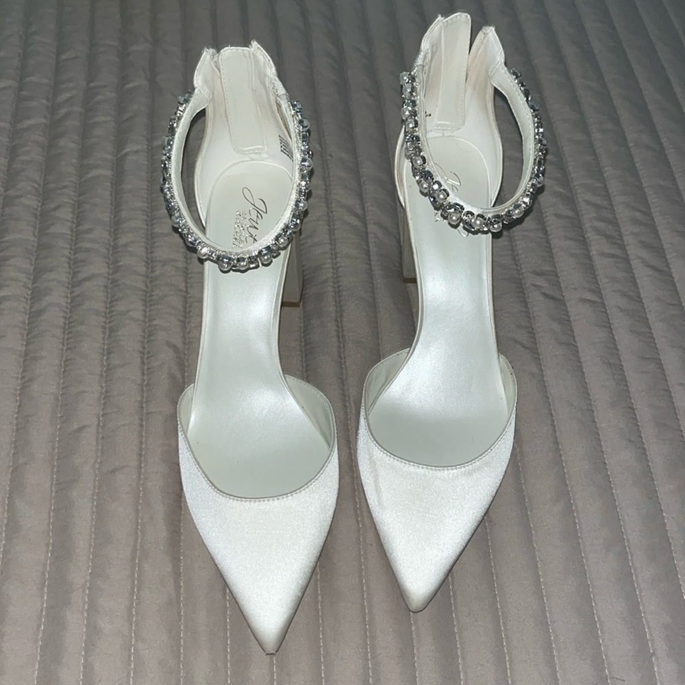 White heels with diamond band